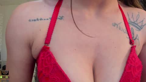 IvyFox online show from February 2025 05:53:02 PM