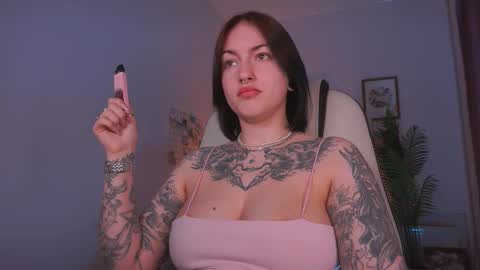 IVY - Follow me 3 online show from February 2025 04:31:02 PM