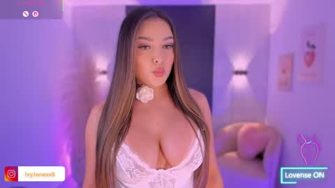 Ivy online show from April 2026 12:45:01 AM