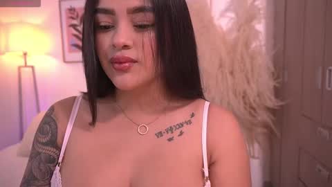 Annie online show from October 2025 03:06:01 AM