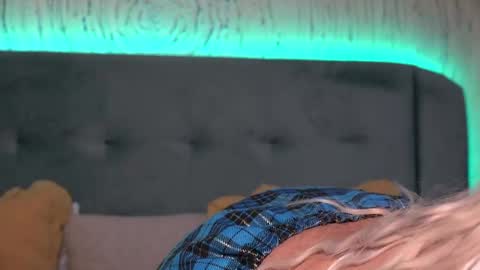 Snapshot of ivyrubens chatting on December 2024 06:10:02 AM Ivy online show from December 2024 06:10:02 AM