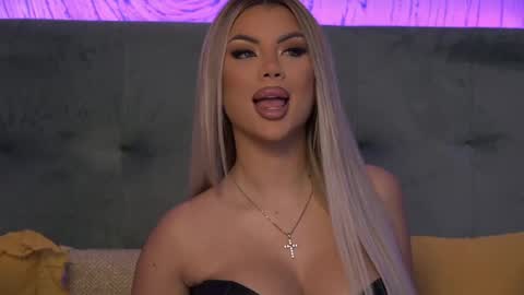 Snapshot of ivyrubens chatting on January 2025 06:01:01 AM Ivy online show from January 2025 06:01:01 AM