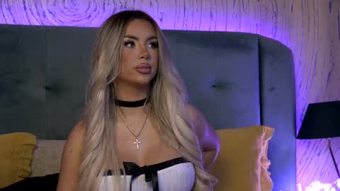 Snapshot of ivyrubens chatting on March 2025 05:42:02 AM Ivy online show from March 2025 05:42:02 AM