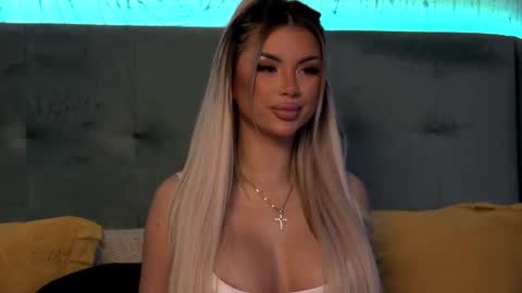 Snapshot of ivyrubens chatting on March 2025 05:35:02 AM Ivy online show from March 2025 05:35:02 AM