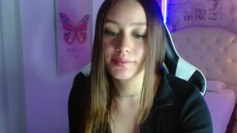 Ivy online show from February 2025 09:04:01 PM