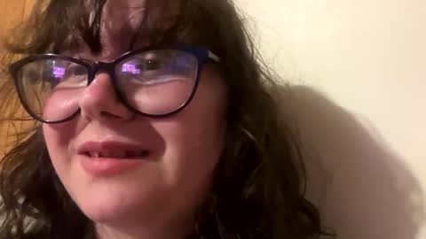 IvyySinn online show from April 2026 12:41:01 AM