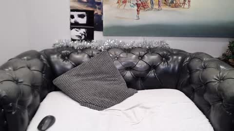 Snapshot of iwillfall_ chatting on December 2024 03:38:02 AM Maxim online show from December 2024 03:38:02 AM