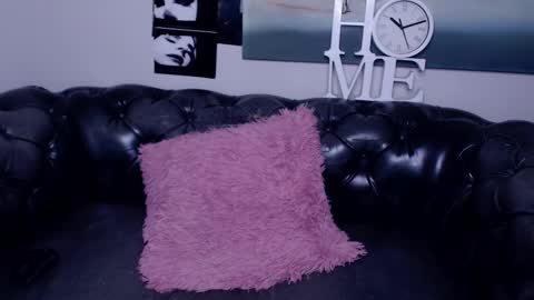 Snapshot of iwillfall_ chatting on February 2025 01:14:01 AM Maxim online show from February 2025 01:14:01 AM