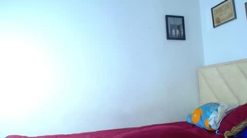 izaack online show from November 2025 03:39:02 AM