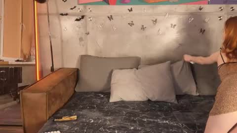 izi online show from February 2025 06:27:02 PM