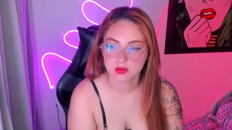 hot izys online show from March 2025 07:04:02 AM