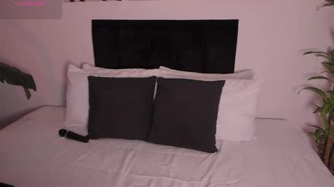 Izzy vega  online show from October 2025 11:49:01 PM