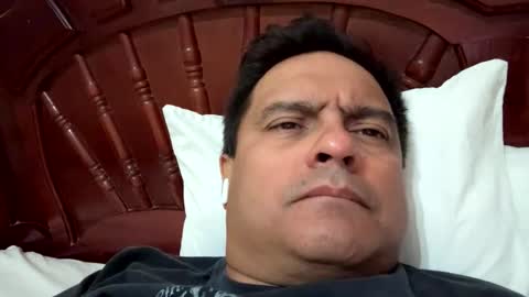 j0shua70 online show from November 2025 05:09:01 AM