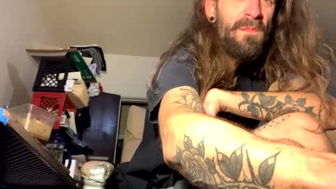 Snapshot of j_boogie_mane chatting on December 2024 12:08:02 AM j boogie online show from December 2024 12:08:02 AM