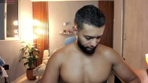 Calix  Independient model Insta and twt Calixsnake online show from May 2026 10:33:02 PM