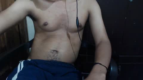 Snapshot of j_castello chatting on March 2025 02:09:02 AM J online show from March 2025 02:09:02 AM