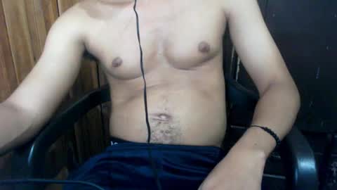 Snapshot of j_castello chatting on September 2025 01:19:02 AM J online show from September 2025 01:19:02 AM