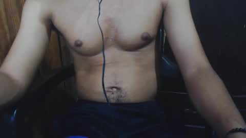 Snapshot of j_castello chatting on September 2025 01:42:02 AM J online show from September 2025 01:42:02 AM