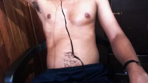 Snapshot of j_castello chatting on September 2025 02:05:02 AM J online show from September 2025 02:05:02 AM