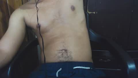 Snapshot of j_castello chatting on October 2025 05:21:02 AM J online show from October 2025 05:21:02 AM