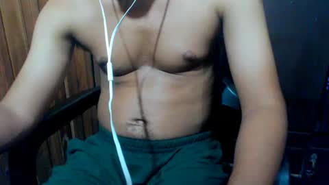 Snapshot of j_castello chatting on July 2026 05:43:02 AM J online show from July 2026 05:43:02 AM