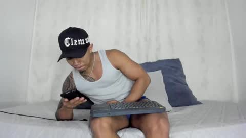 i am juan musiry independent model  online show from December 2024 08:00:02 AM