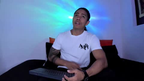 i am juan musiry independent model  online show from October 2025 02:25:02 AM