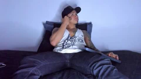 i am juan musiry independent model  online show from December 2025 04:07:02 AM