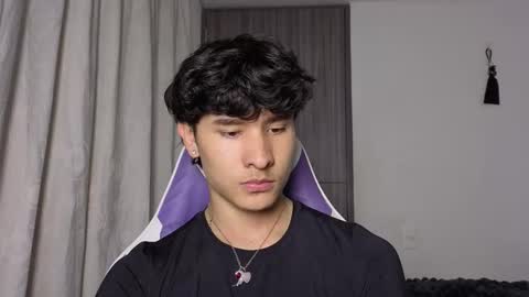 Noah online show from October 2025 09:09:02 PM