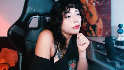 jade 18  online show from June 2026 06:52:02 AM