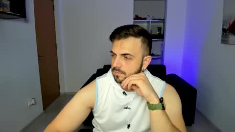 Snapshot of jace_thorne chatting on October 2025 07:03:01 PM Jace online show from October 2025 07:03:01 PM