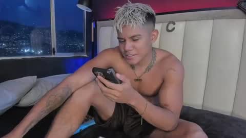 Snapshot of jack_castell chatting on July 2026 11:43:02 PM JACK CASTELL online show from July 2026 11:43:02 PM