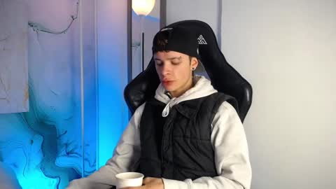 JACK  online show from March 2026 12:32:01 PM