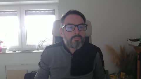 jackbauer9999 online show from April 2026 12:35:02 PM