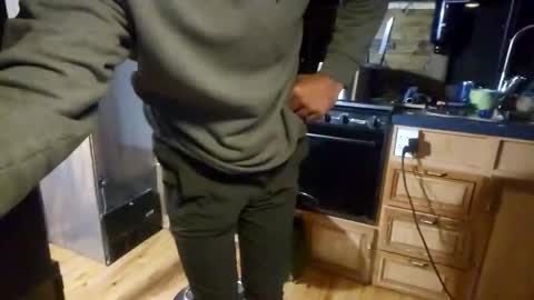 Dess online show from November 2025 04:45:02 AM