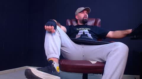 JackEthan online show from October 2025 04:43:02 AM