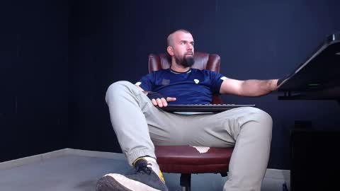 JackEthan online show from November 2025 06:01:02 AM