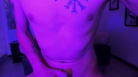 jackk_8 online show from September 2025 09:48:02 PM