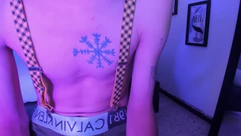 jackk_8 online show from September 2025 10:53:02 PM