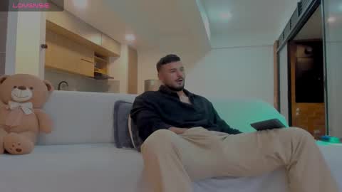 Jackson Wayne online show from October 2025 12:44:02 AM