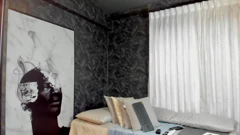 Jackson Bell online show from December 2024 01:17:01 PM