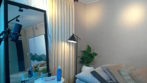 Jackson Bell online show from January 2025 12:27:02 PM