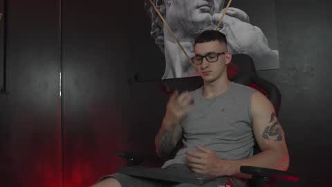 Jackson Olsen online show from November 2025 08:30:01 PM