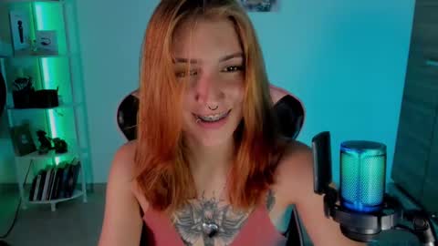 Linda Sofia help me get to 100 thumbs up online show from December 2024 04:48:02 AM