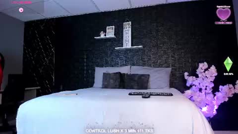 jacky_wolf1 online show from July 2026 06:43:02 PM