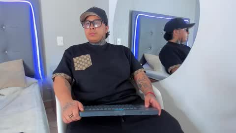 TJ online show from November 2025 05:51:02 AM