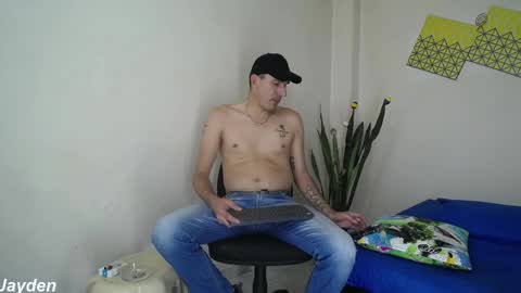 Jacob And Jayden online show from October 2025 07:05:01 PM