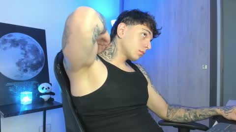 jacobb116 online show from November 2025 01:05:02 AM