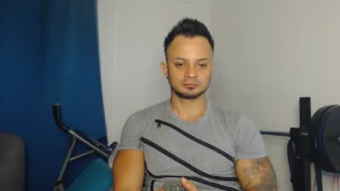 jacobjamess online show from October 2025 11:23:01 PM