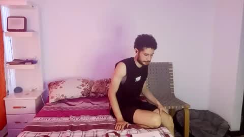 JACOB  ROBIN online show from November 2025 06:20:01 PM